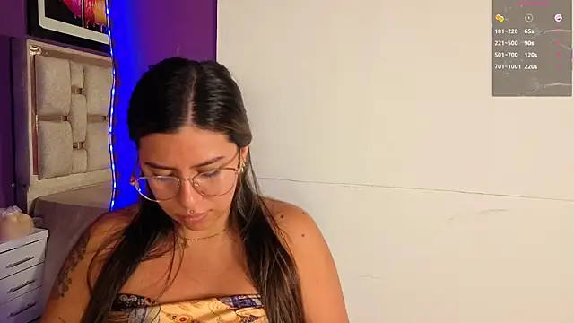 emilyy cooperr online show from June 1, 12:16 pm