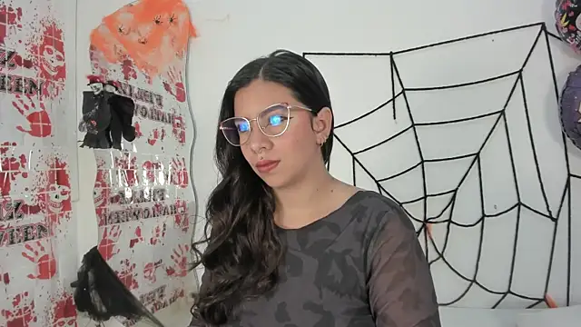 emilyy cooperr online show from October 15, 12:02 pm