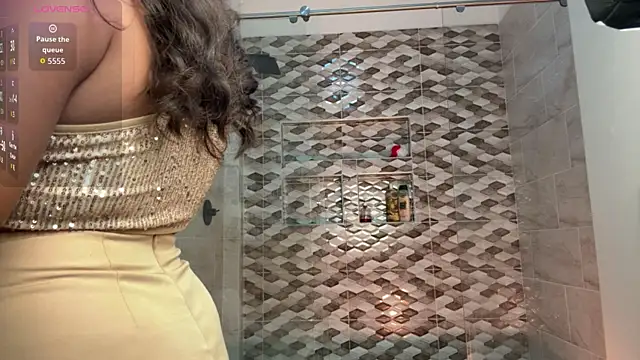 emilyy cooperr online show from November 1, 12:21 pm