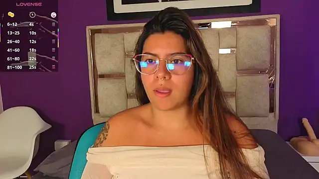emilyy cooperr online show from June 23, 12:14 pm