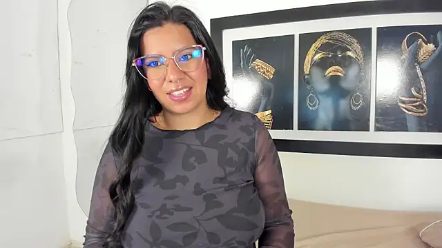 emilyy cooperr online show from January 6, 12:09 pm