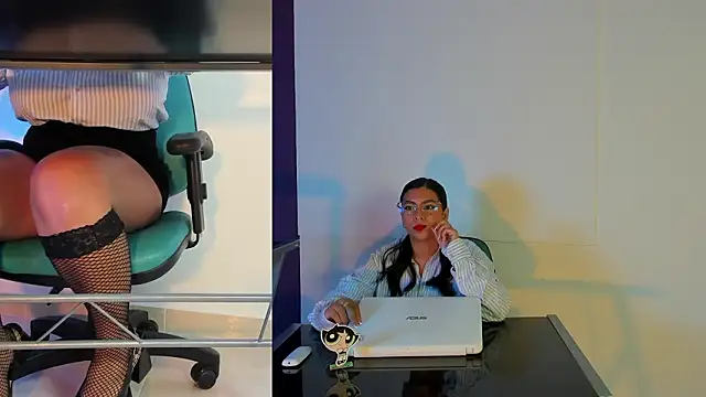 emilyy cooperr online show from February 11, 12:27 pm