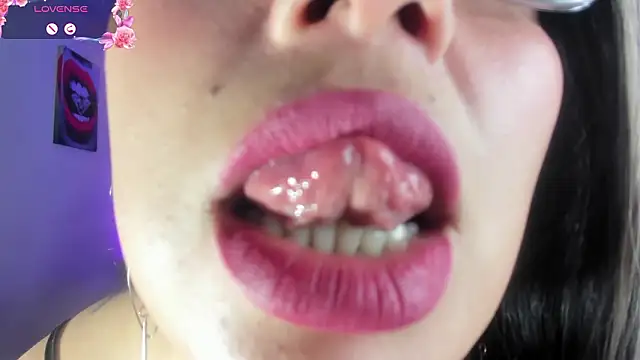 tamara rouse1 online show from January 18, 4:38 am