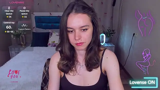 Snapshot of EmelyMason chatting on May 31, 5:46 am EmelyMason online show from May 31, 5:46 am