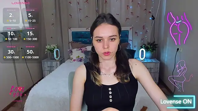 EmelyMason online show from March 31, 5:42 am