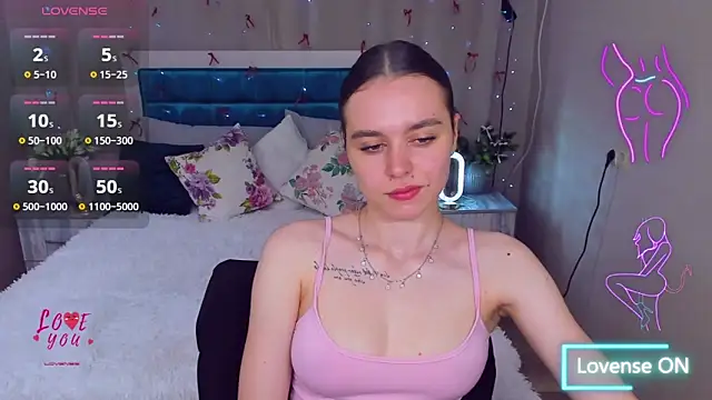 Snapshot of EmelyMason chatting on May 30, 6:31 am EmelyMason online show from May 30, 6:31 am