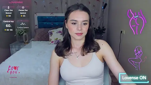 Snapshot of EmelyMason chatting on April 29, 5:00 am EmelyMason online show from April 29, 5:00 am