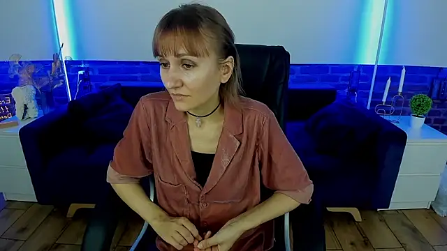 Lady   Marry online show from March 13, 3:28 pm