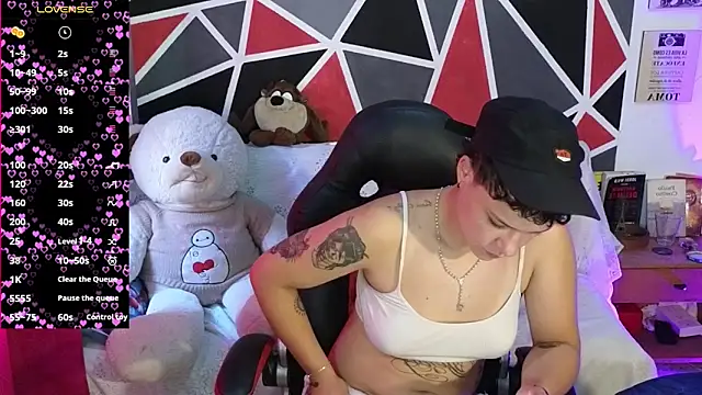 demimoore222 online show from March 21, 5:39 pm