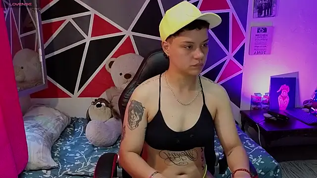 demimoore222 online show from January 9, 4:03 pm