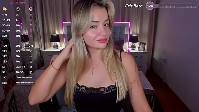 EvaGoddes online show from November 15, 2:32 pm