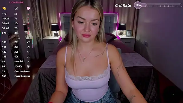 EvaGoddes online show from November 8, 9:57 am