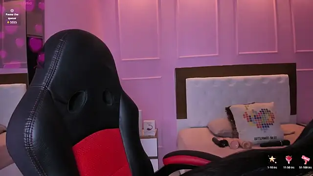 AGATHASMITH5 online show from February 27, 3:18 am