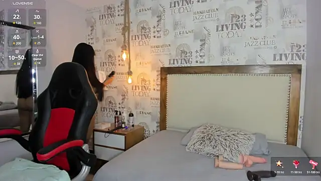 AGATHASMITH5 online show from March 2, 3:18 am