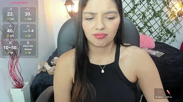 Snapshot of issa__nassar chatting on October 27, 2:07 pm issa nassar online show from October 27, 2:07 pm