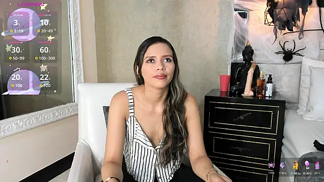 Snapshot of LiliJensen chatting on October 27, 8:10 pm LiliJensen online show from October 27, 8:10 pm