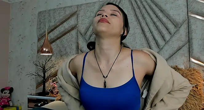 Snapshot of LiliJensen chatting on November 16, 8:02 pm LiliJensen online show from November 16, 8:02 pm