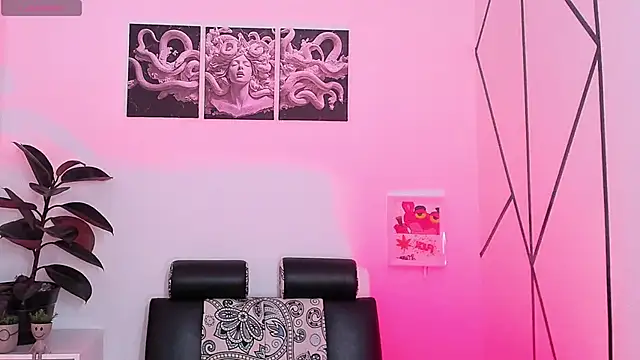 CRAZY-BOY99 online show from November 12, 11:47 am