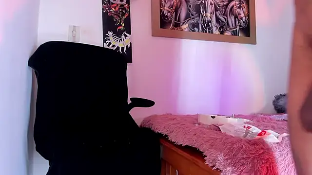 CRAZY-BOY99 online show from April 3, 12:00 pm