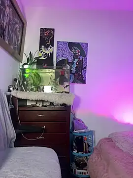 CRAZY-BOY99 online show from June 11, 10:01 am