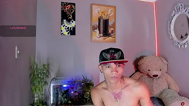 CRAZY-BOY99 online show from November 26, 9:20 am