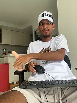 Miguel bigcock online show from February 19, 3:20 pm