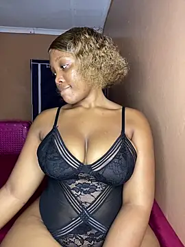 Beyoncex05 online show from March 24, 11:38 pm