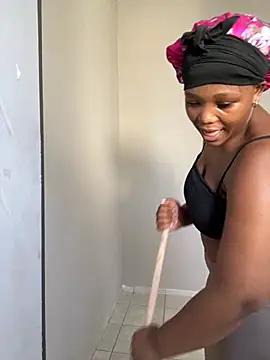 Snapshot of Beyoncex05 chatting on November 23, 2:38 pm Beyoncex05 online show from November 23, 2:38 pm