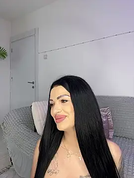 IrisRossie online show from May 13, 5:14 am