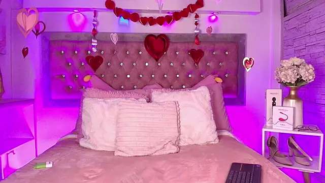 Snapshot of Jonas_Rivers chatting on February 20, 6:26 am Jonas Rivers online show from February 20, 6:26 am