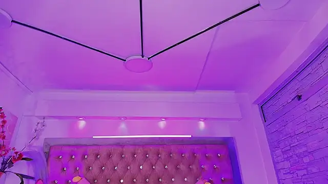 Jonas Rivers online show from October 18, 1:13 pm