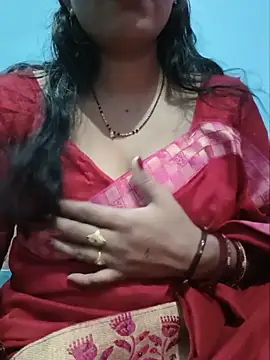 Snapshot of Sexyradha_ chatting on July 9, 4:17 pm Sexyradha online show from July 9, 4:17 pm