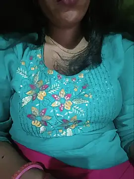 Snapshot of Sexyradha_ chatting on May 22, 5:05 am Sexyradha online show from May 22, 5:05 am