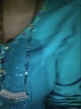 Snapshot of Sexyradha_ chatting on June 9, 5:58 pm Sexyradha online show from June 9, 5:58 pm