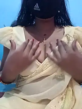 Sexyradha  online show from March 15, 8:10 am