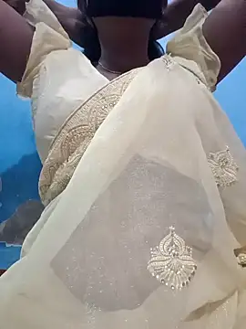 Sexyradha  online show from March 28, 3:57 pm