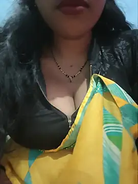 Snapshot of Sexyradha_ chatting on July 14, 4:35 pm Sexyradha online show from July 14, 4:35 pm