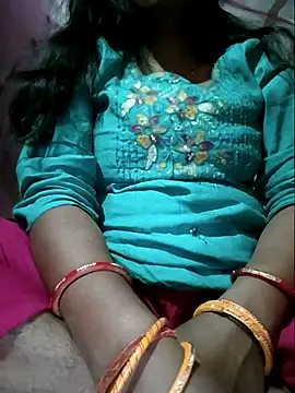 Snapshot of Sexyradha_ chatting on May 9, 8:34 pm Sexyradha online show from May 9, 8:34 pm