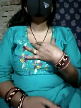Snapshot of Sexyradha_ chatting on April 19, 5:36 pm Sexyradha online show from April 19, 5:36 pm