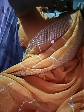 Snapshot of Sexyradha_ chatting on April 22, 8:04 pm Sexyradha online show from April 22, 8:04 pm