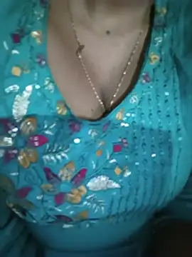 Snapshot of Sexyradha_ chatting on May 19, 8:54 am Sexyradha online show from May 19, 8:54 am