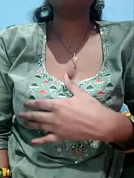 Sexyradha  online show from April 8, 3:57 pm