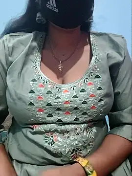 Sexyradha  online show from April 7, 5:26 pm