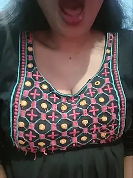 Snapshot of Sexyradha_ chatting on July 8, 5:19 am Sexyradha online show from July 8, 5:19 am