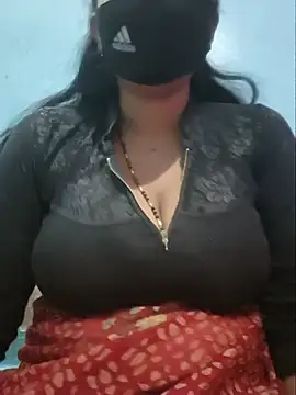 Snapshot of Sexyradha_ chatting on July 4, 4:33 pm Sexyradha online show from July 4, 4:33 pm