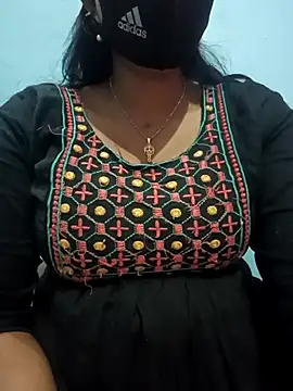 Sexyradha  online show from March 7, 4:01 pm