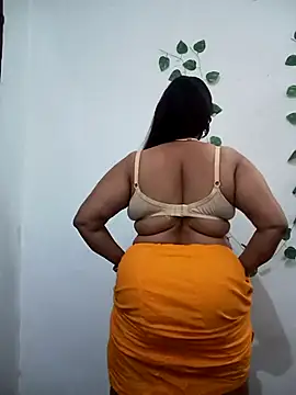 Snapshot of Neha-Bhabhi-Rasily chatting on February 26, 10:48 am Neha-Bhabhi-Rasily online show from February 26, 10:48 am