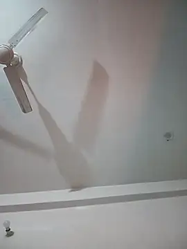 Snapshot of Neha-Bhabhi-Rasily chatting on January 8, 9:04 am Neha-Bhabhi-Rasily online show from January 8, 9:04 am