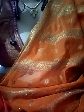 Snapshot of Neha-Bhabhi-Rasily chatting on September 28, 11:39 am Neha-Bhabhi-Rasily online show from September 28, 11:39 am