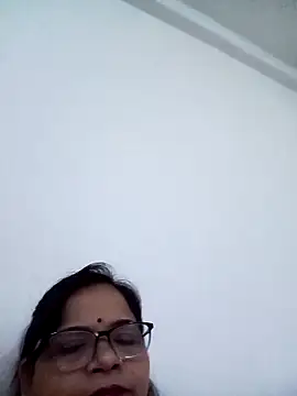 Snapshot of Neha-Bhabhi-Rasily chatting on September 9, 7:01 pm Neha-Bhabhi-Rasily online show from September 9, 7:01 pm